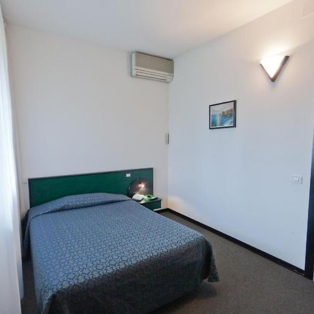 Hotel Campana Reggio Emilia Kültér fotó